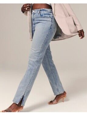 Abercrombie & Fitch Ultra High Rise 90s Straight Jeans Size 6L